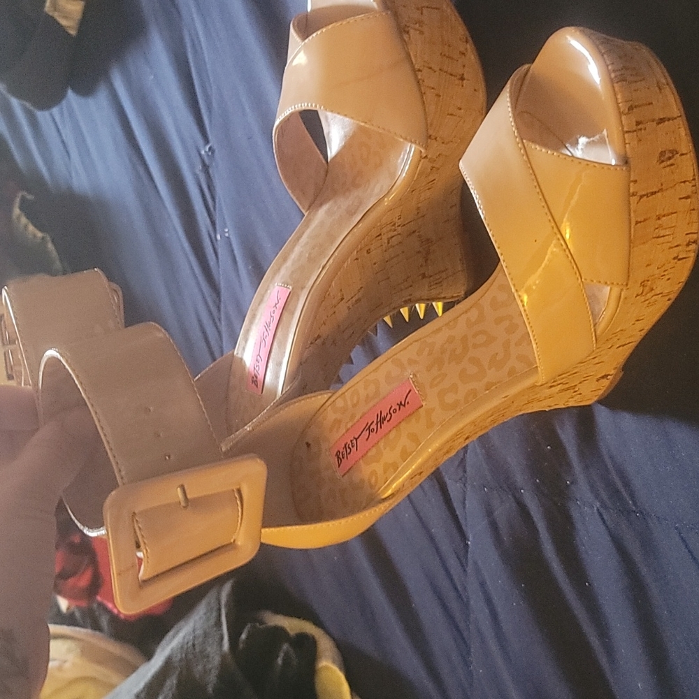 Betsey Johnson Heals Size 8